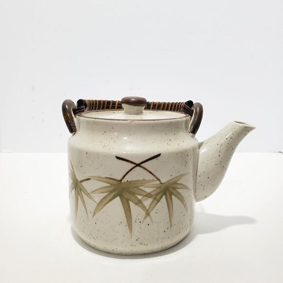 Vtg Tea Kettle Pottery Hand Painted Bamboo “Extra Touch FTD USA” Woven Handle - Picture 3 of 16
